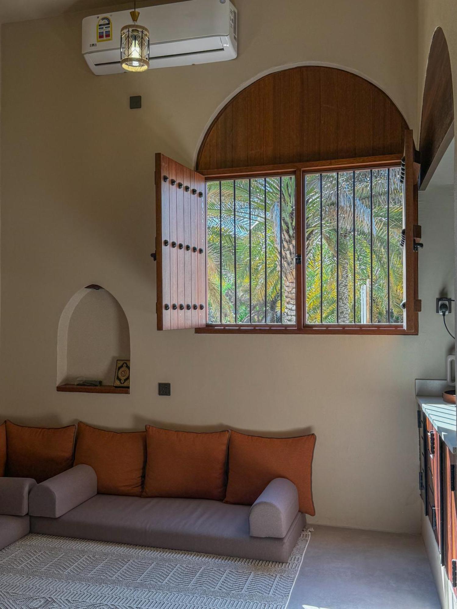 Villa أرض الثراء Rich Land House *